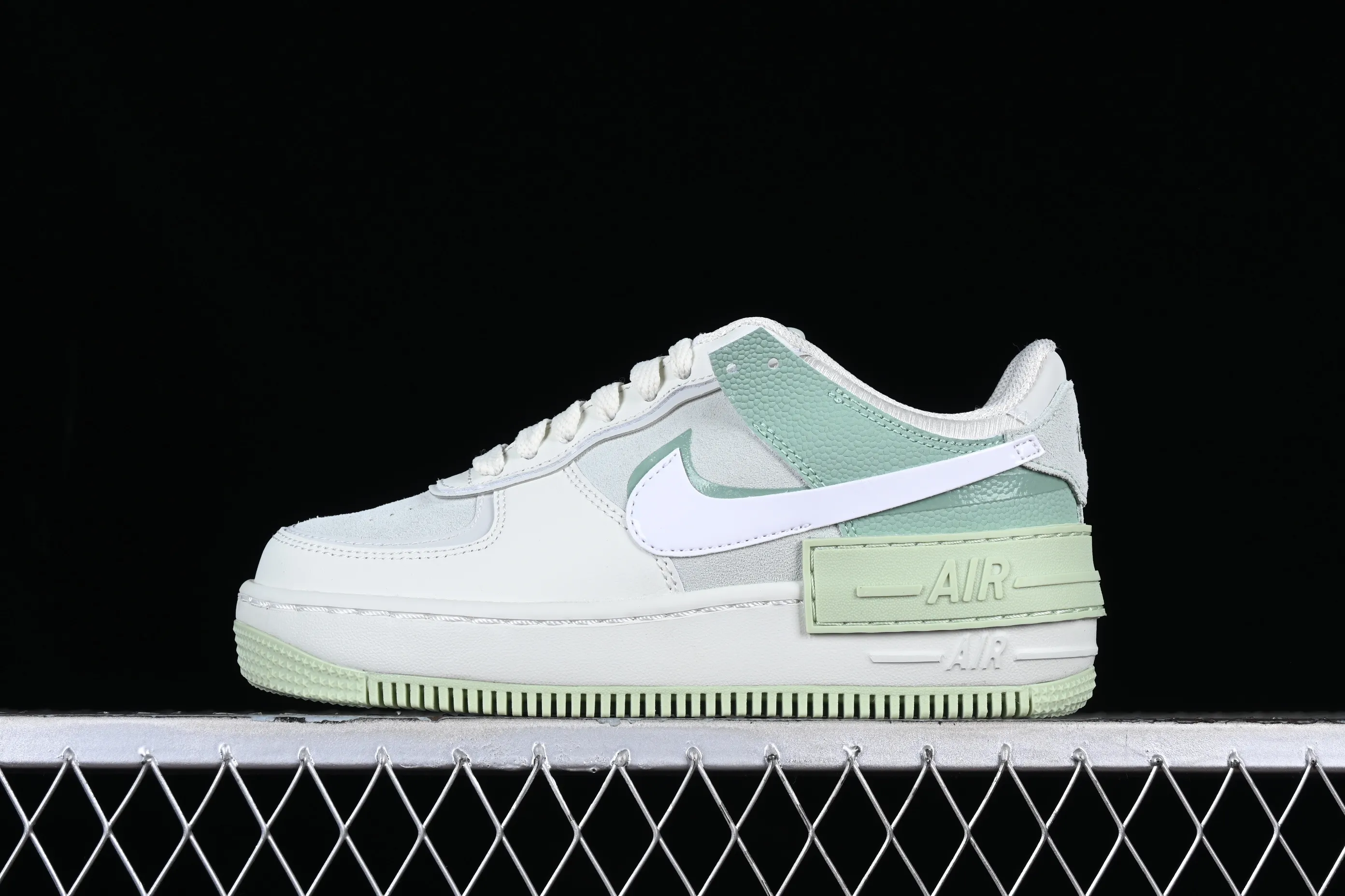 All Categories Nk Air Force 1 Air Force Series Nk Air Force 1 Shadow Air Force Lightweight Increase Nk Air Force 1 Shadow Air Force One Lightweight Increase Low-top Versatile Sneakers CW2655-001
